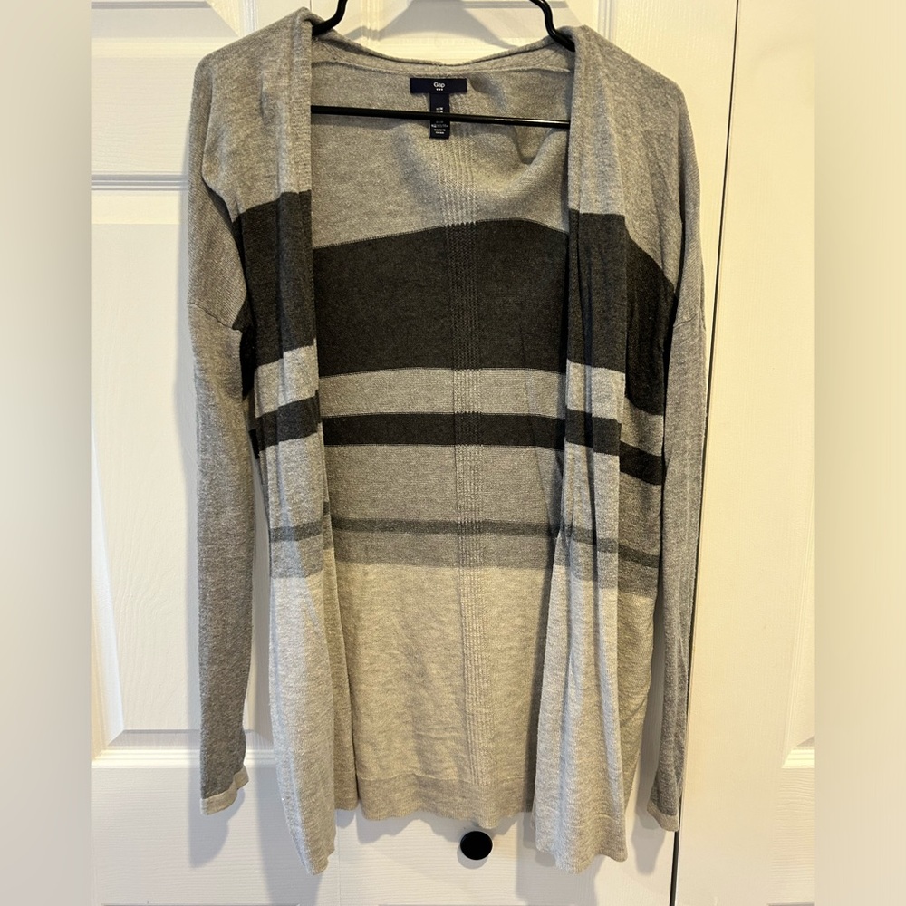 Gap gray striped cardigan